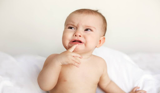 Milk Tongue vs Thrush in Babies: What’s Normal?